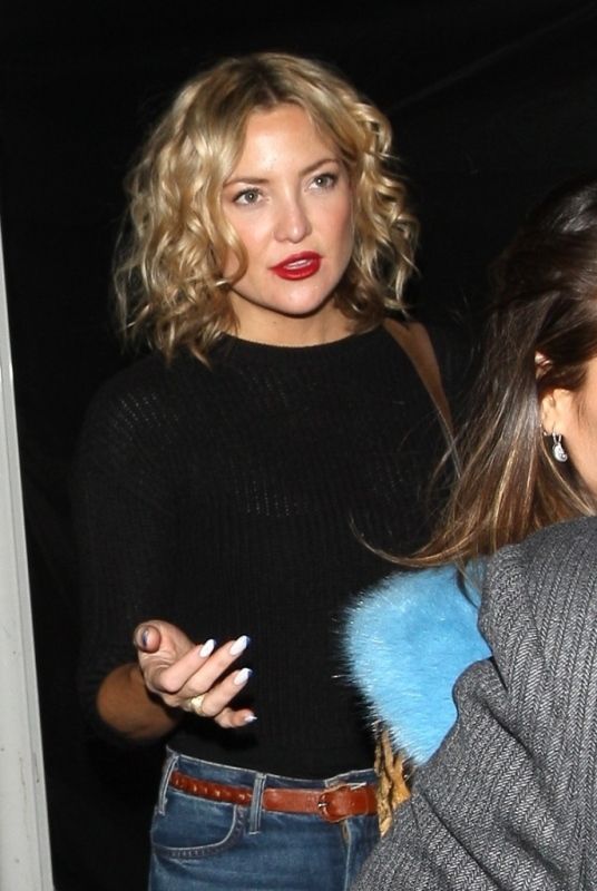 Carpets & Candids: Kate Hudson’s curls