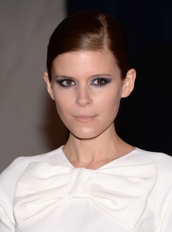 Carpets & Candids: Kate Mara in white bow Prada