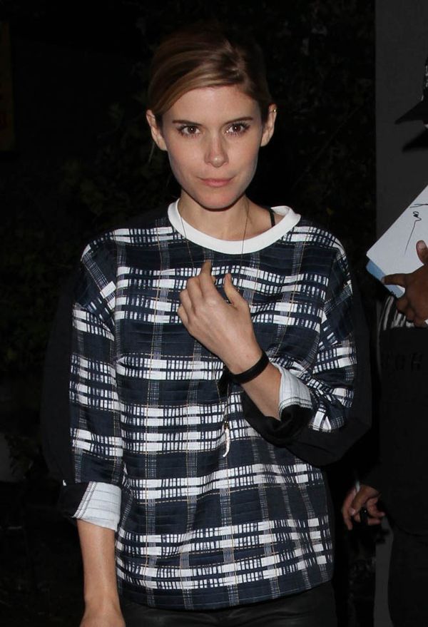 Carpets & Candids: Kate Mara black, white, and kicks