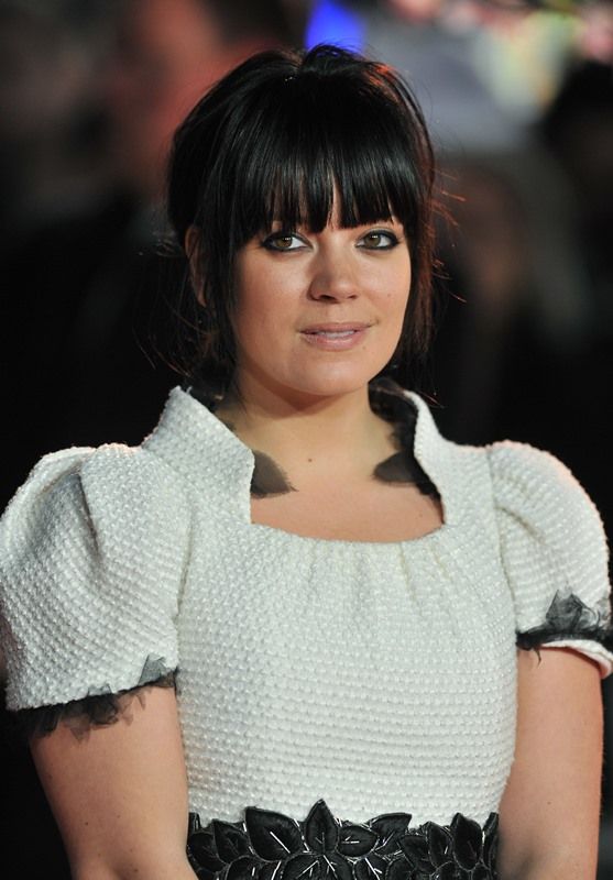 Carpets & Candids: Lily Allen’s black & white dress