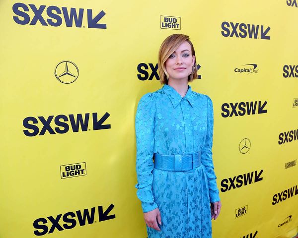 Carpets & Candids: Olivia’s blue printed, belted dress