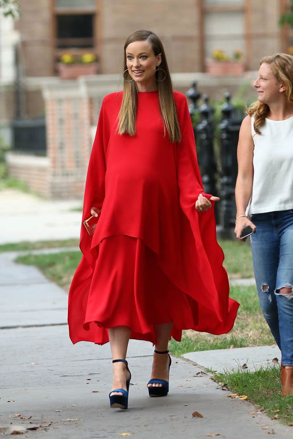 Carpets & Candids: Olivia’s red cloak dress