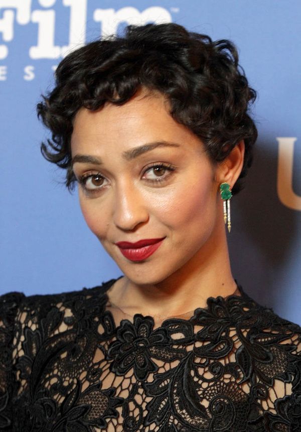 Carpets & Candids: Ruth’s green earrings