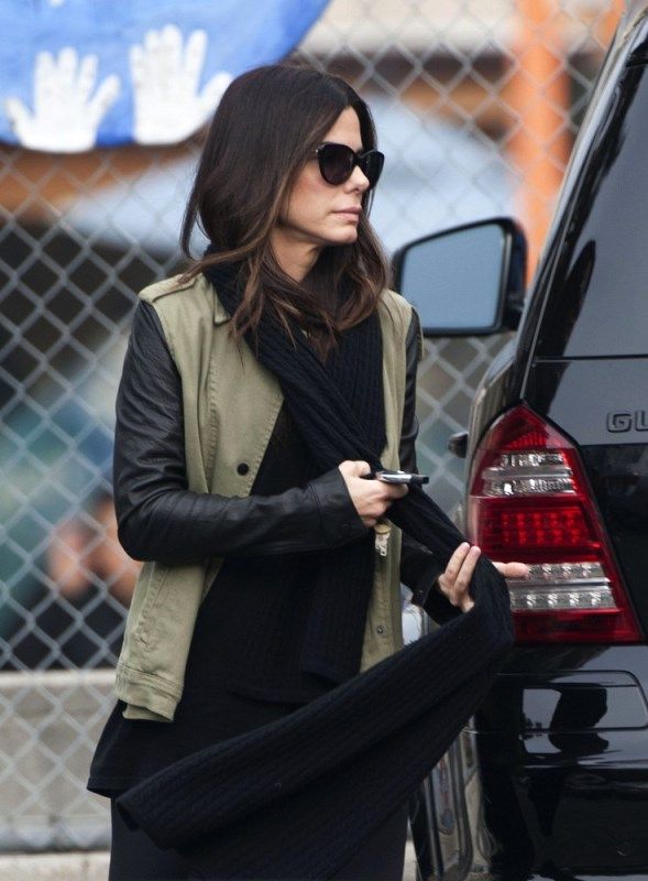 Carpets & Candids: Sandy’s leather sleeves