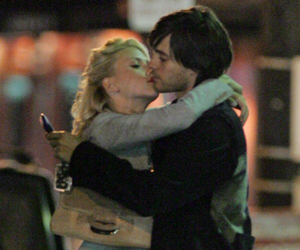 Sasha Answers: Our awkward first date