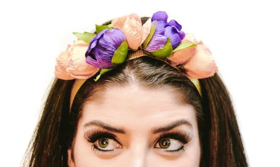 Sasha’s INTO IT: Crowns by Caleigh