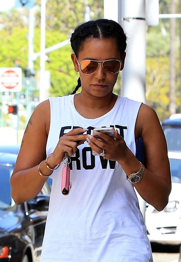 Smutty Fitness: Peeing and the pelvic floor