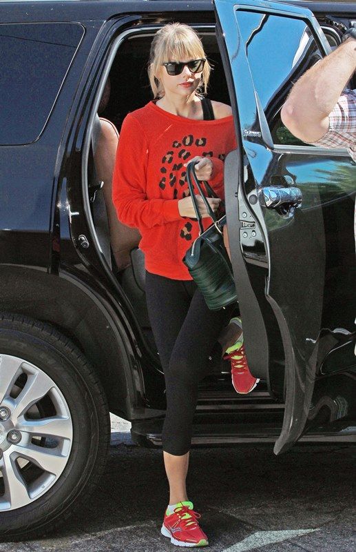 Smutty Fitness: Weak Arms