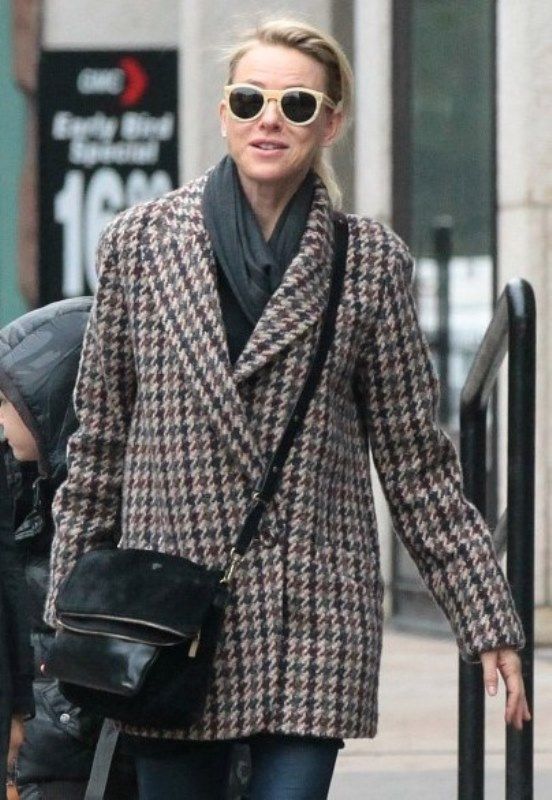 Carpets & Candids: Naomi’s winter coat