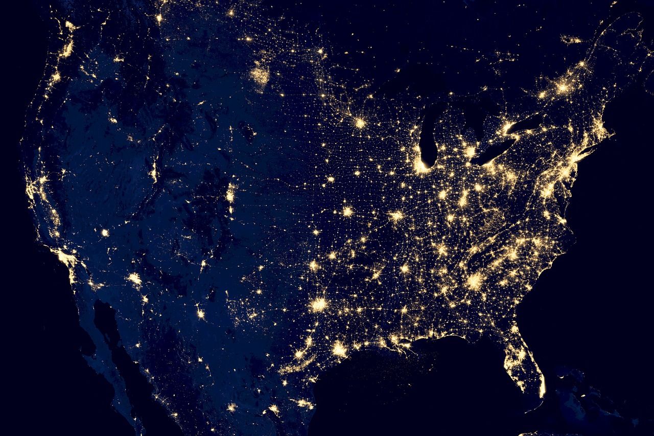 map of the US with cities lit up