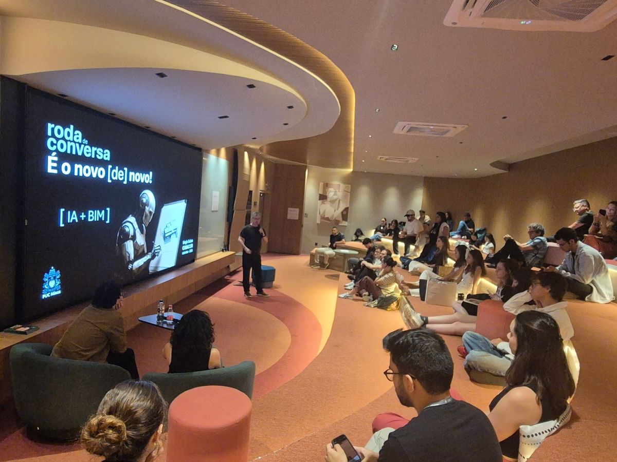 Palestrantes Sérgio Salles, Ludmila Cabizuca e Marcos Franchini em palestra sobre desenho, BIM e IA na arquitetura, CASACOR Minas 2025