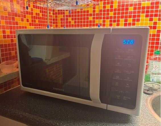 Samsung MC28h5015AW review