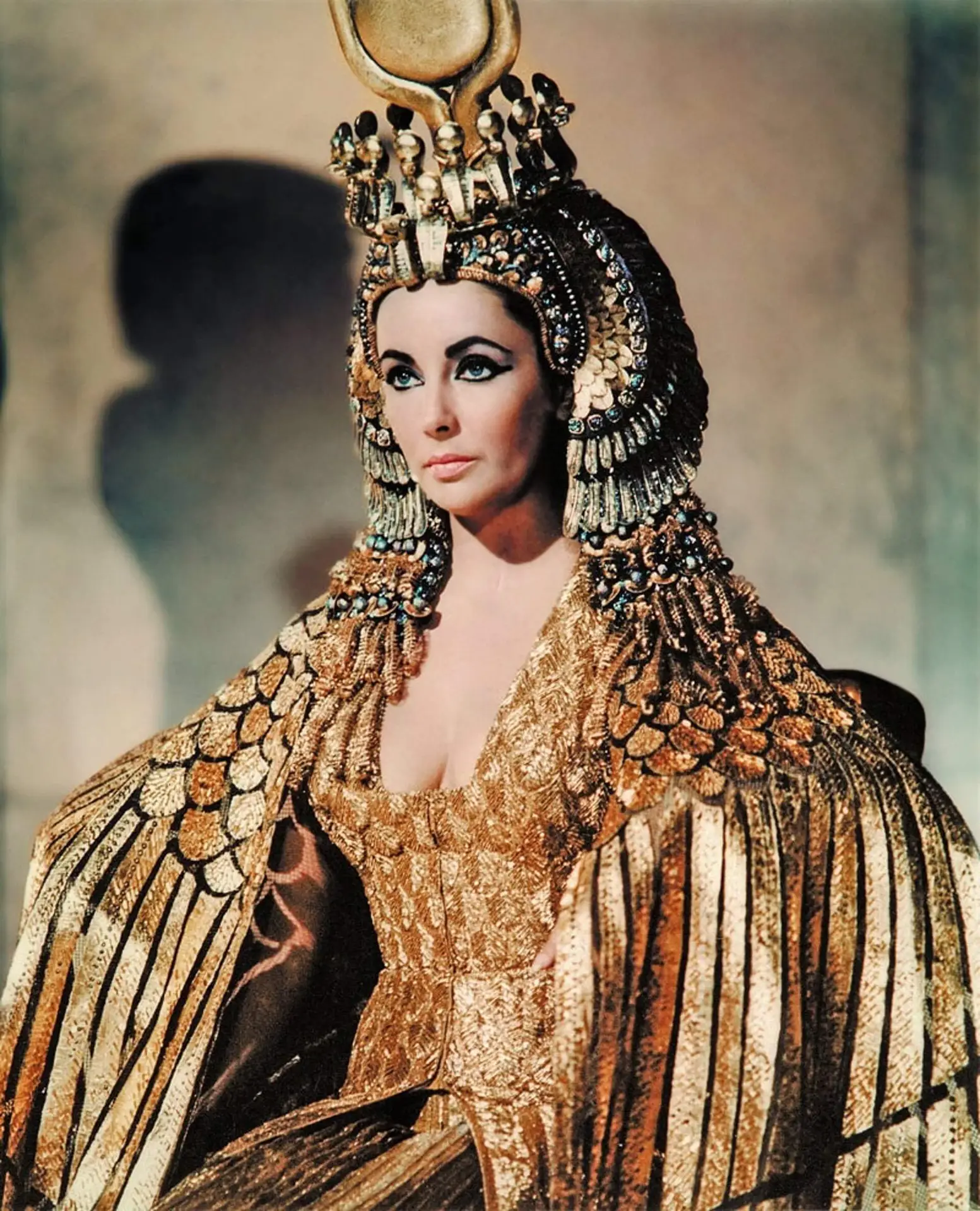 Images of Elizabeth Taylor in Cleopatra