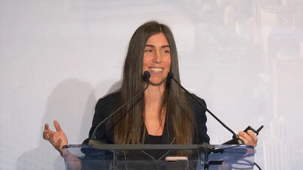 Stephanie Benedetto, CEO Queen of Raw