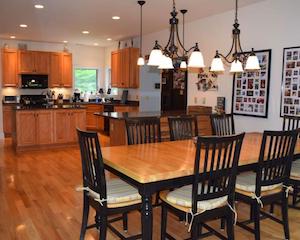 Open kitchen/dining room