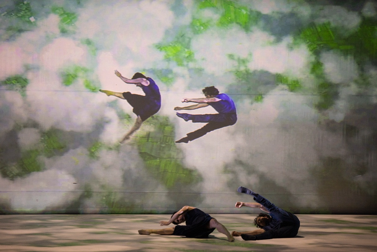 13 / 30
BODYTRAFFIC in "Flyland" at Jacob's Pillow Season Opening Gala 2025. Jamie Kraus photo. 13 / 30
BODYTRAFFIC in "Flyland" at Jacob's Pillow Season Opening Gala 2025. Jamie Kraus photo.