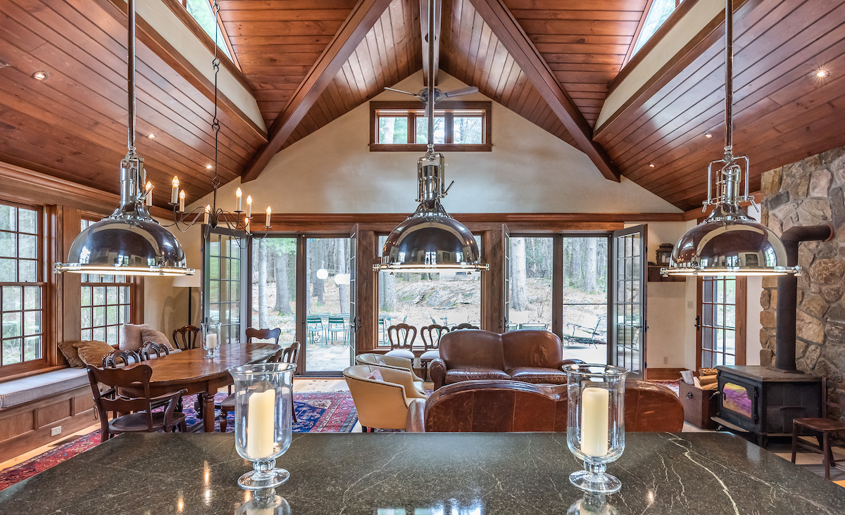 Four-season dining pavilion Four-season dining pavilion 