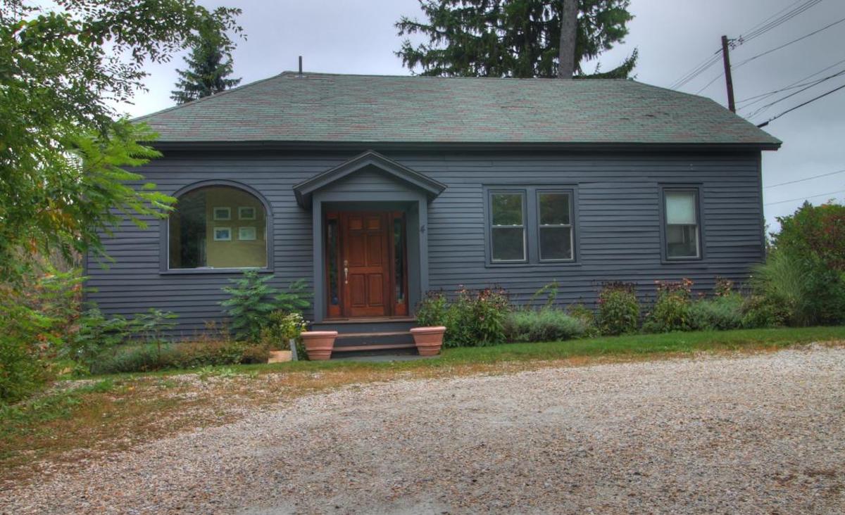 Former schoolhouse