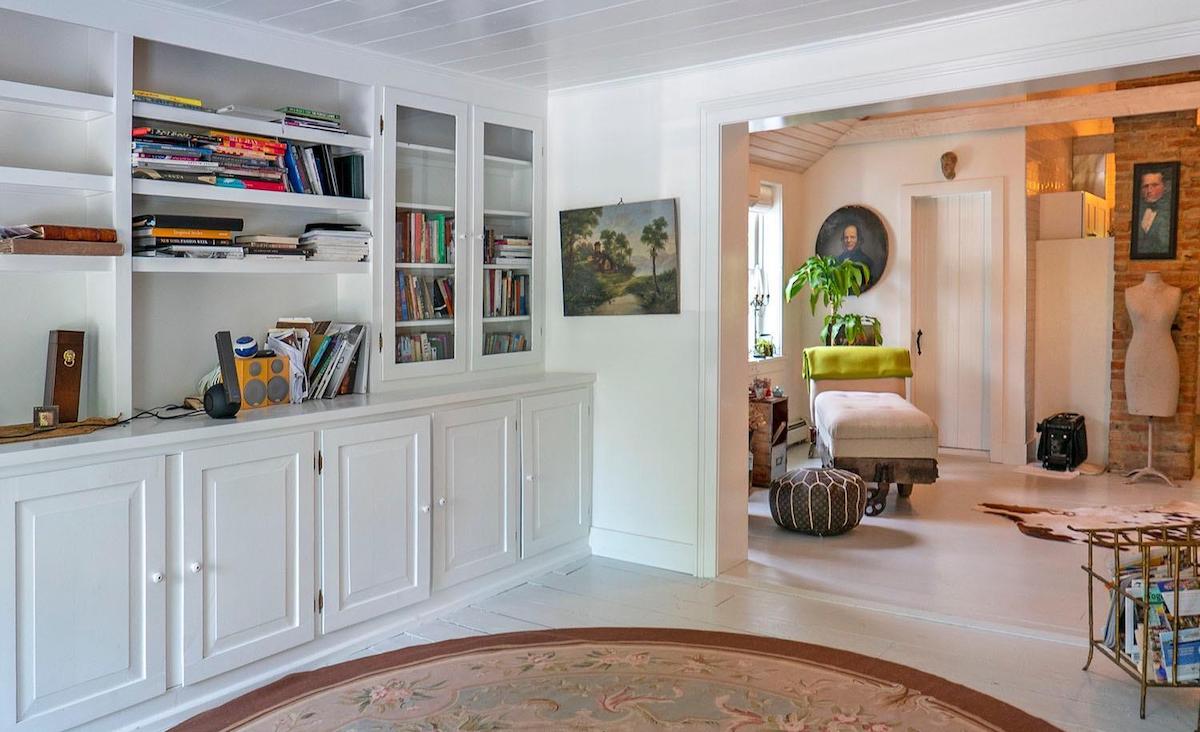 Second-floor living room