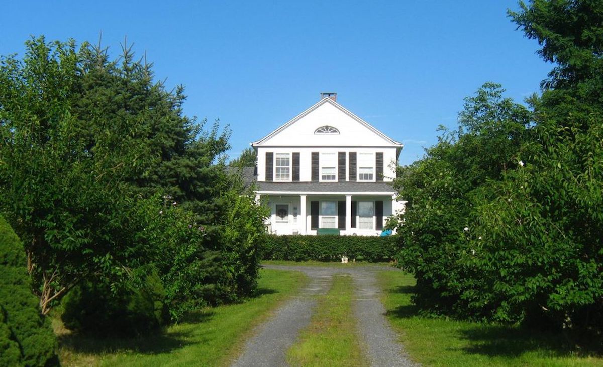 Exterior&nbsp;