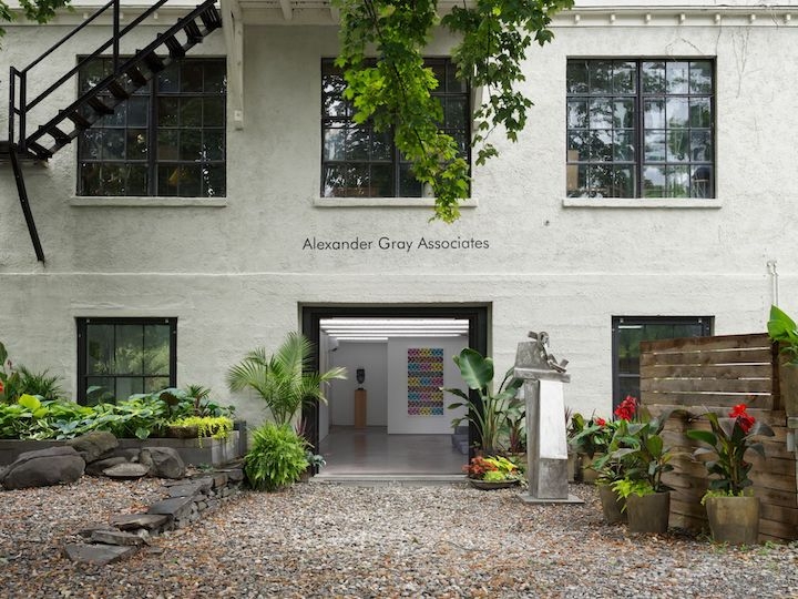 Alexander Gray Associates, Germantown (2021). Courtesy Alexander Gray Associates, New York. Photo: Dan Bradica