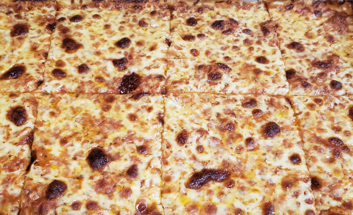 Aloy's square-cut pizza