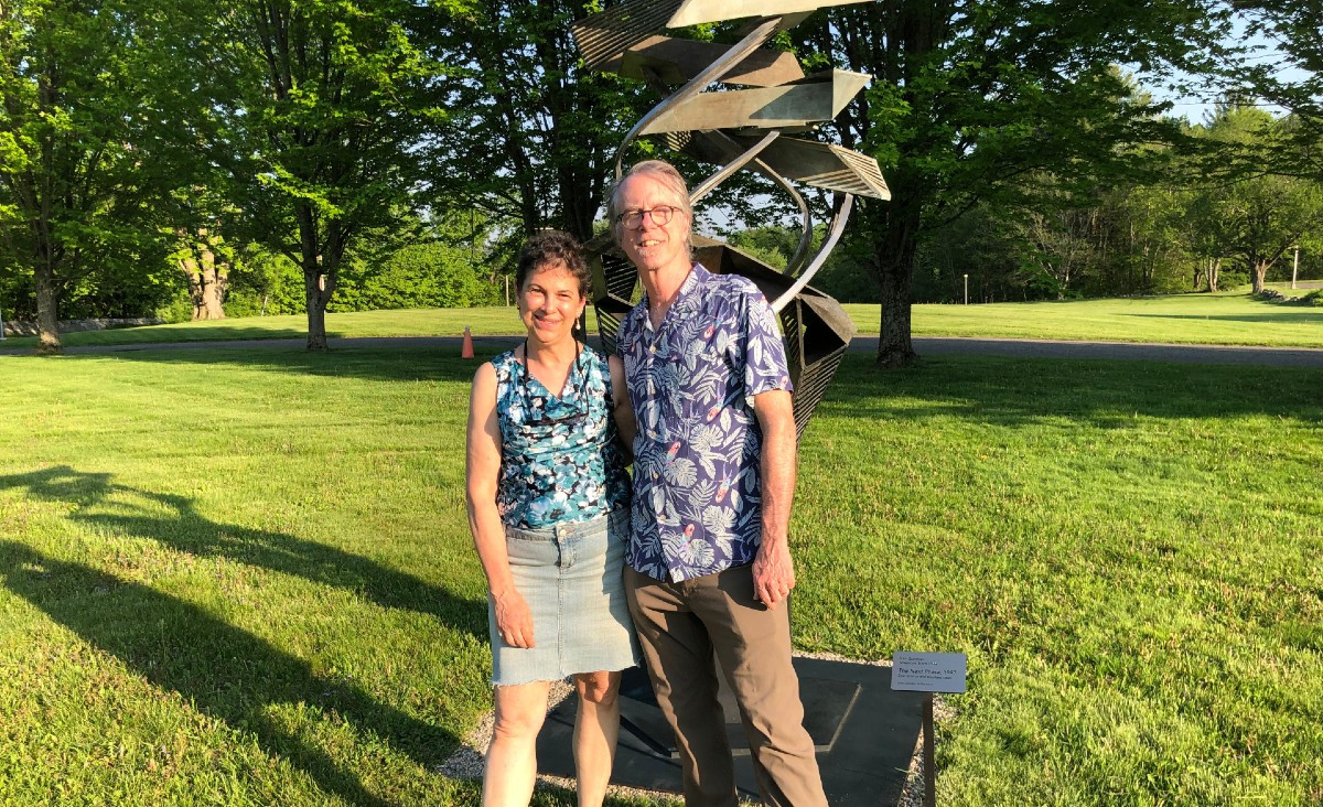 Lynn Ashley and Eric Hammer, a&nbsp;photographer and volunteer at the center