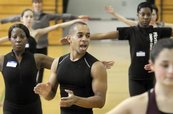 Aclaimed dancer Aubrey Lynch II will lead a movement class for "non-dancers" Aclaimed dancer Aubrey Lynch II will lead a movement class for "non-dancers"