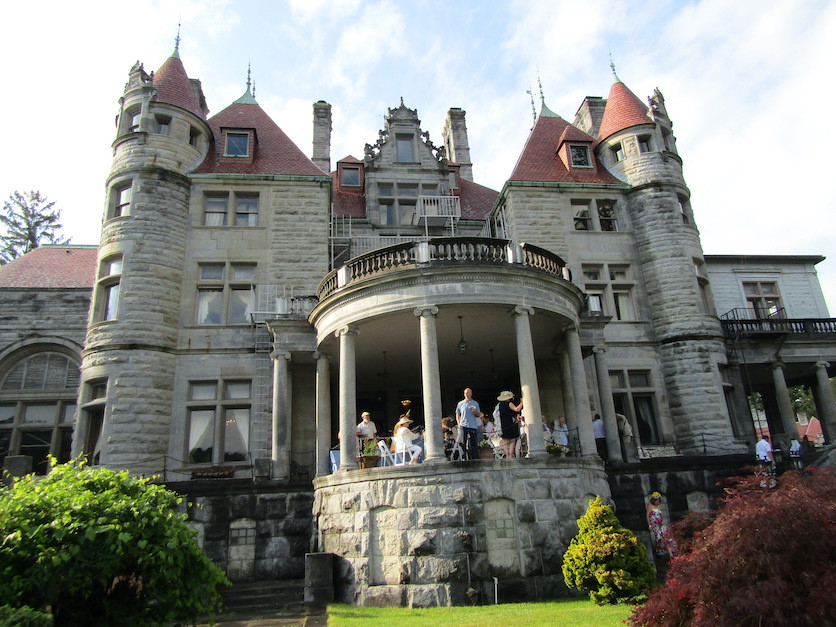 The rear of Searles Castle, looking up from the lawn