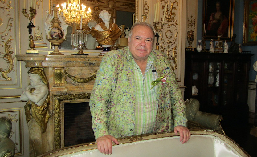 The gentleman of the manor, artist Hunt Slonem