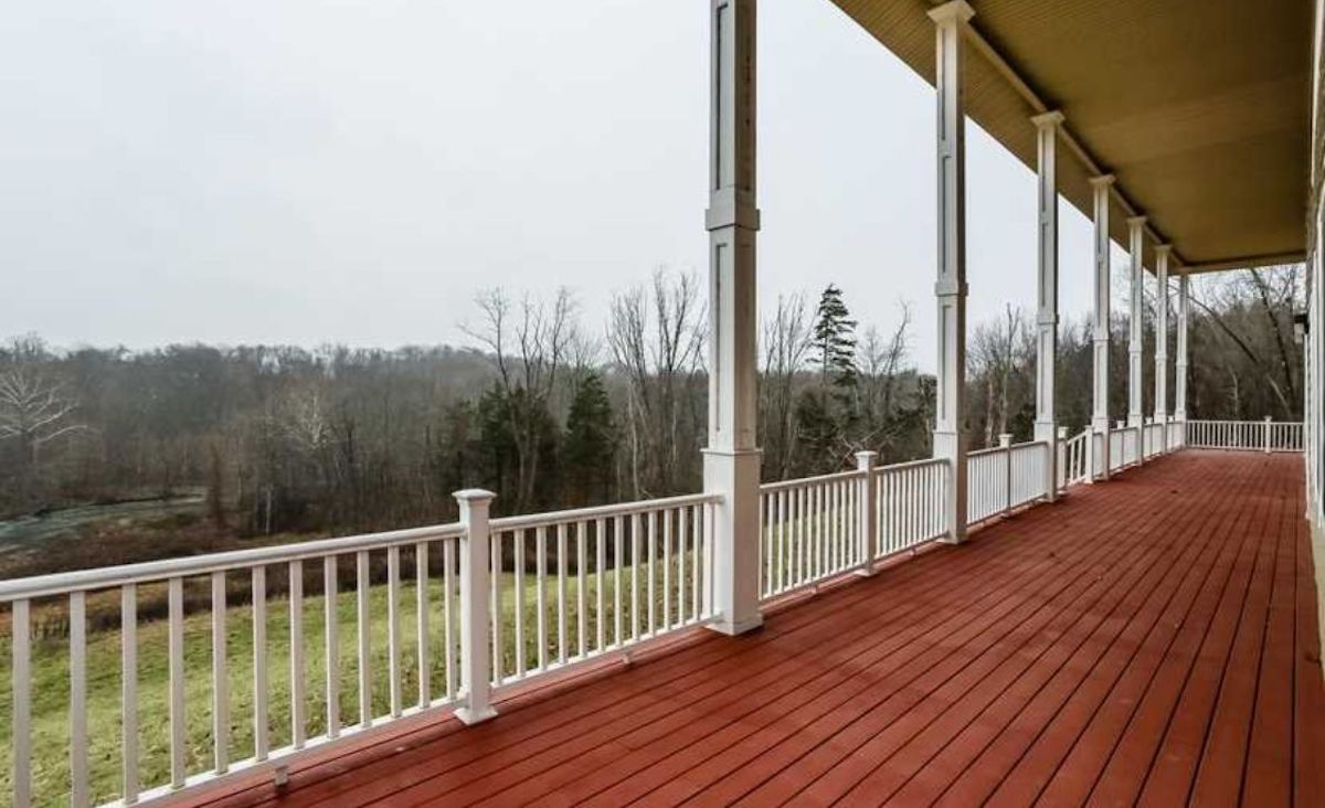 Open porch overlooking grounds