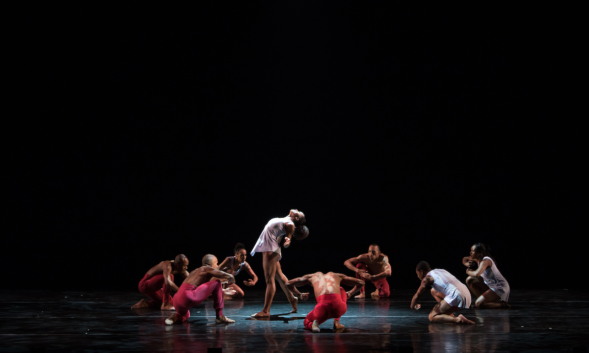 Dallas Black Dance Theatre. Photo: Anne Marie Bloodgood