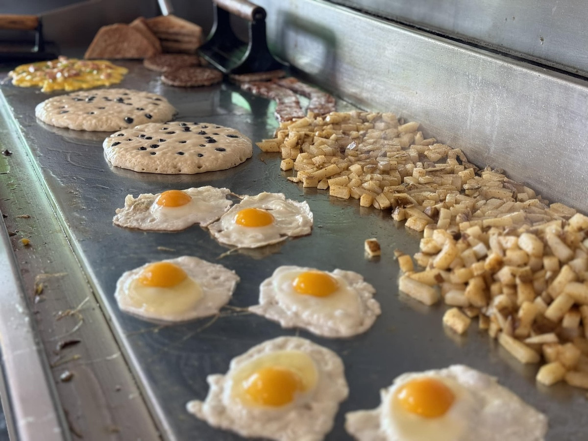 The Grill at Dan's Diner.