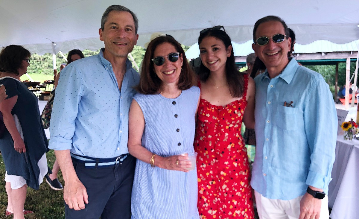 David Edelson with the Steinman family: Emily, Lily, and Steve David Edelson with the Steinman family: Emily, Lily, and Steve