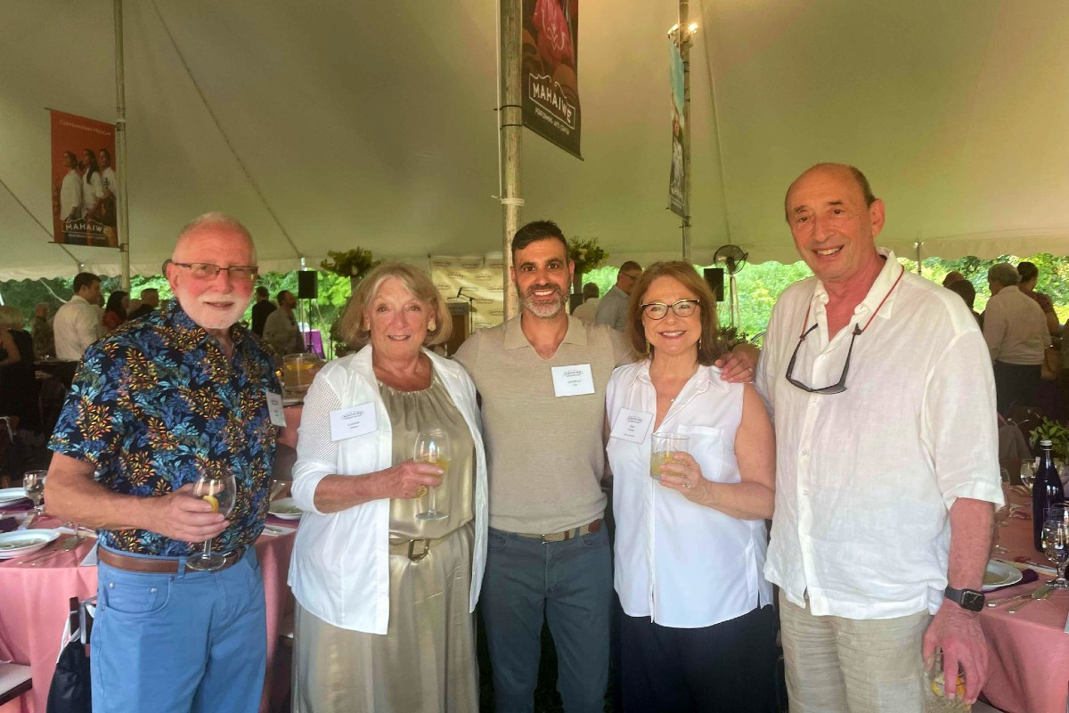 Jeffrey Garber, Lonnie Garber, Jonathan Loy, co-founder of the Berkshire Opera Festival,&nbsp;Gala Committee member Sari Scheer, and Sam Kopel