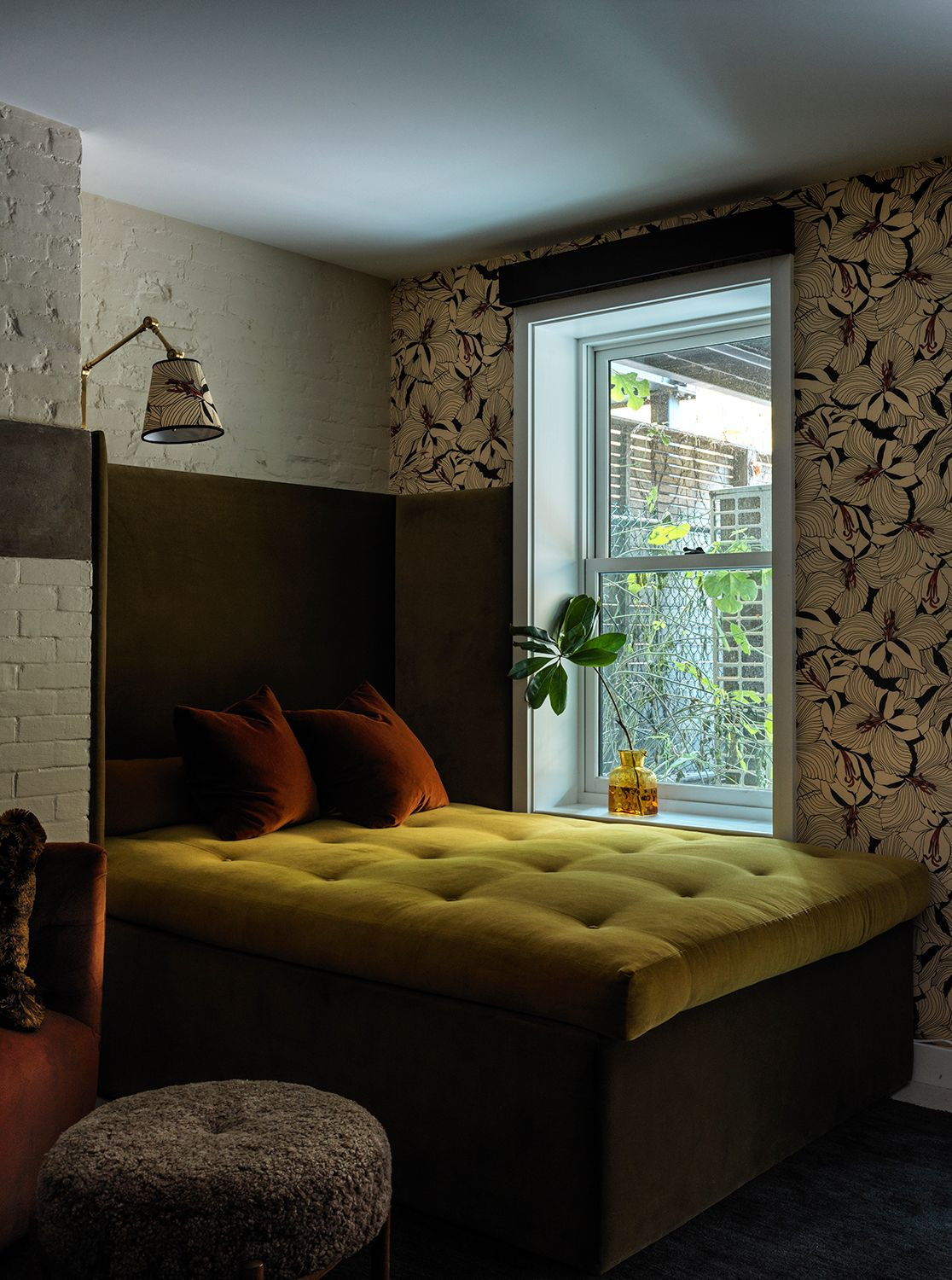 Lounge in the Brooklyn home. Photo credit: Chris Mottalini