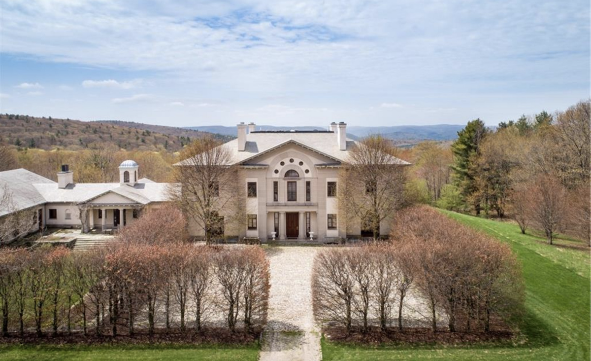 Exterior Exterior