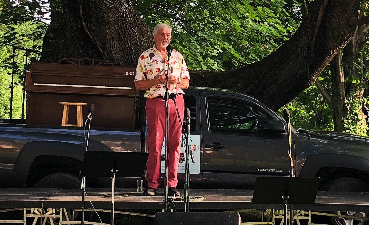 Hudson Talbott at The Proprietors Gala picnic