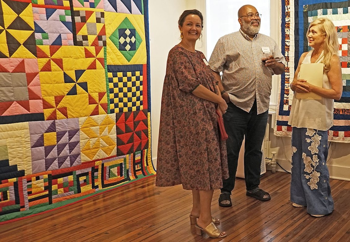 Carrie Haddad gallerist and Gee’s Bend sponsor Linden Scheff, artist ransome, and curator and Academy Board Member Lisa Bouchard Hoe. - Peter Blandori Carrie Haddad gallerist and Gee’s Bend sponsor Linden Scheff, artist ransome, and curator and Academy Board Member Lisa Bouchard Hoe. - Peter Blandori