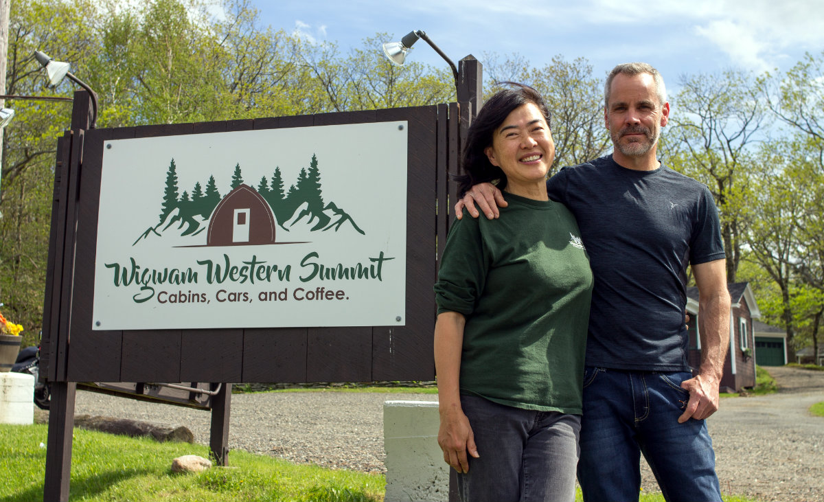 Owner Lea King and Wayne Gelinas