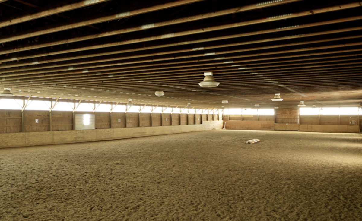 Riding arena&nbsp;