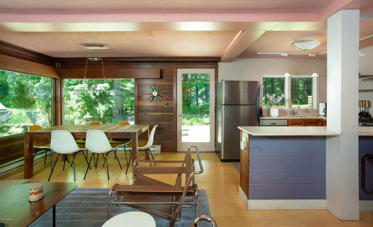 Open living/dining Open living/dining 