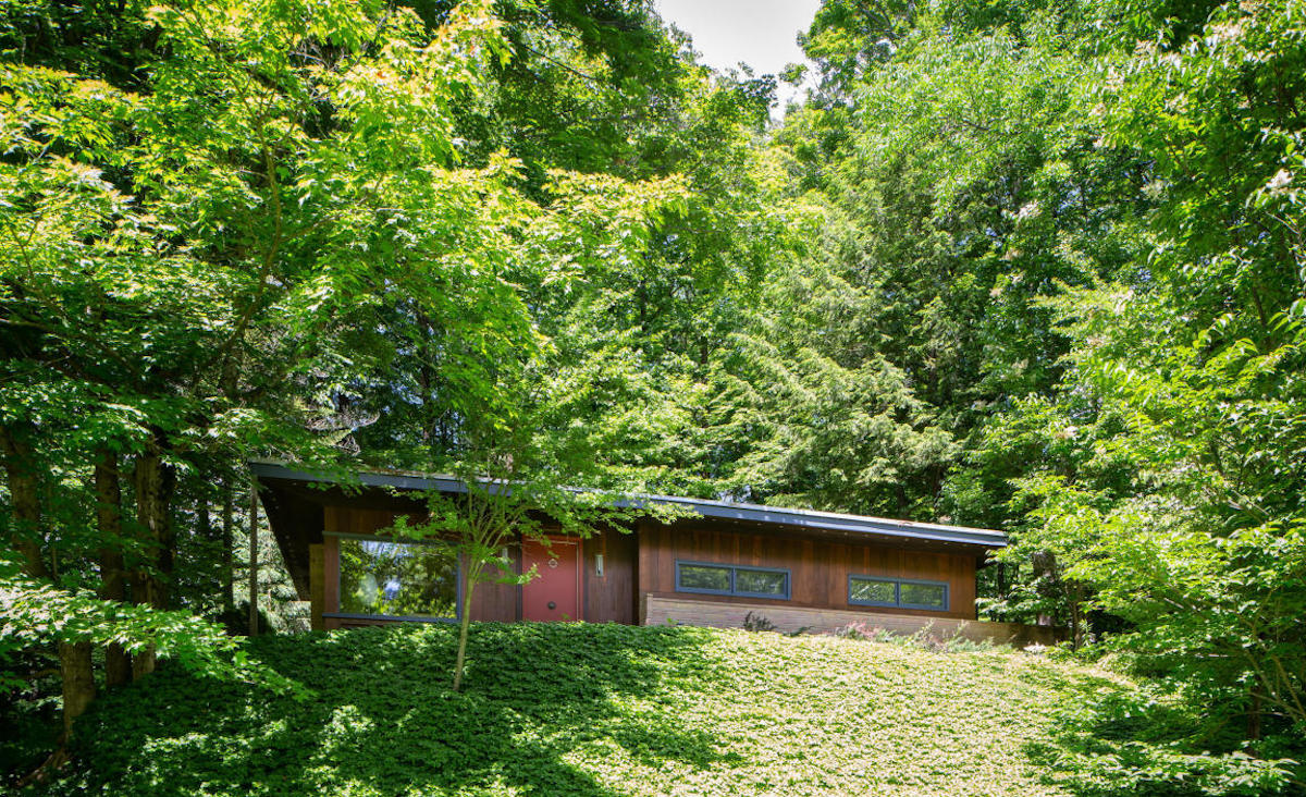 Exterior Exterior