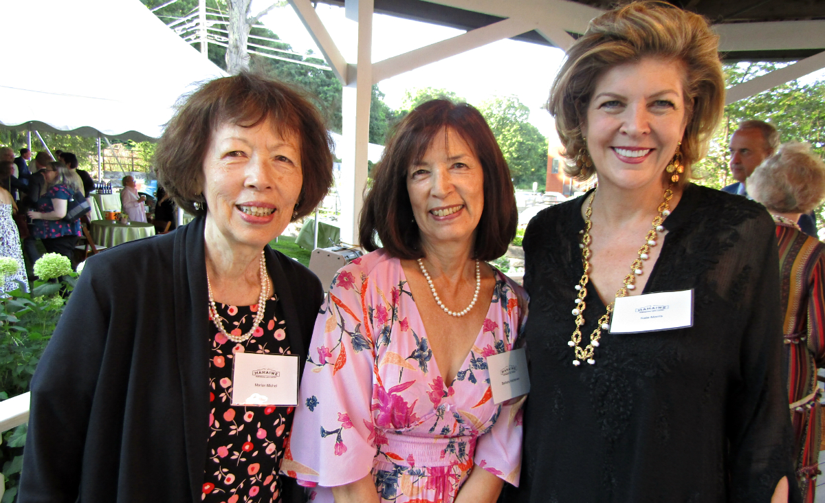 Maggie Buchwald's sisters &mdash; Marian Michel and Barbara Haldeman &mdash; with Kate Morris