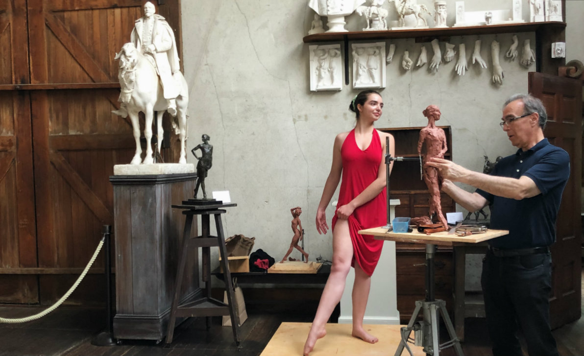 Master figurative sculptor Marc Richard Mellon worked with model Juniper Shalles in French's studio during the benefit.