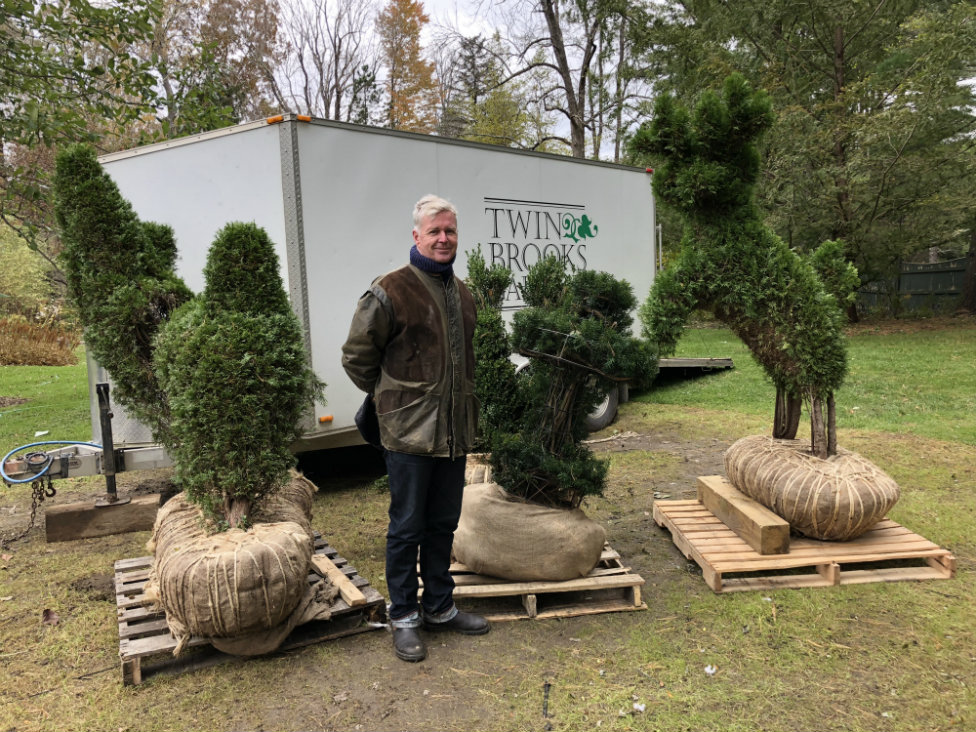 Matt Larkin, creator of the topiaries and board chair of the BBG, supervised the transfer project.