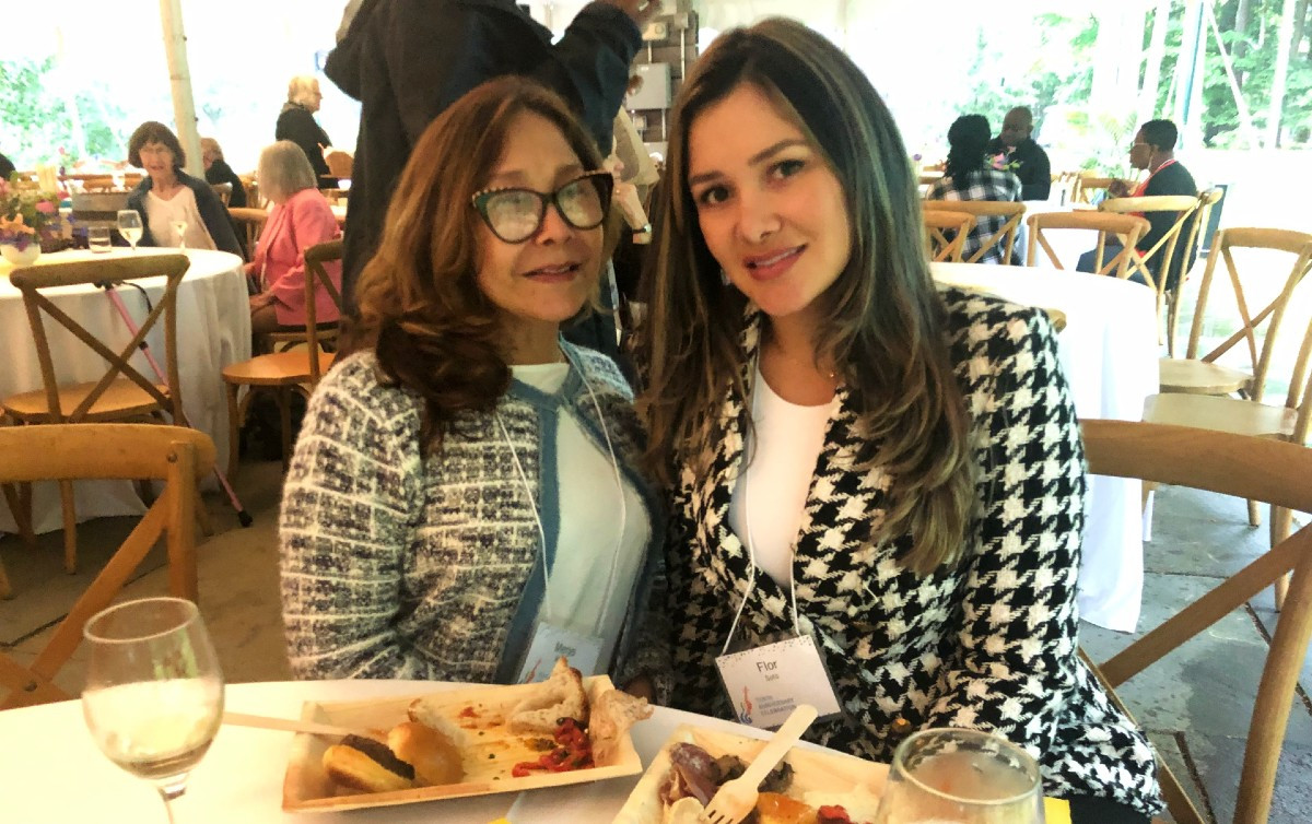 Merys Mujica and Flor Soto, mom and sister of K4H conductor Jorge Soto