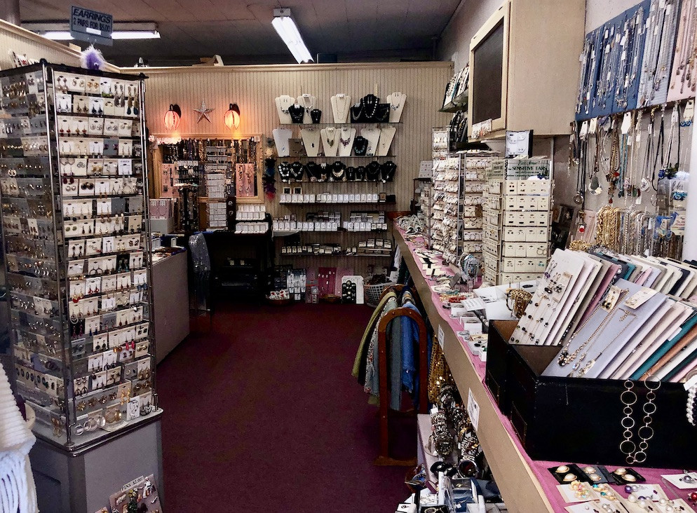 Nelson's Jewelry and Gifts