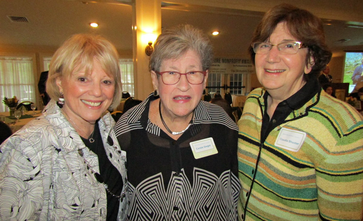 Lifetime Achievement award winner Carole Siegel is flanked by her good friends Barbara Greenbaum and Claudia Shuster Lifetime Achievement award winner Carole Siegel is flanked by her good friends Barbara Greenbaum and Claudia Shuster