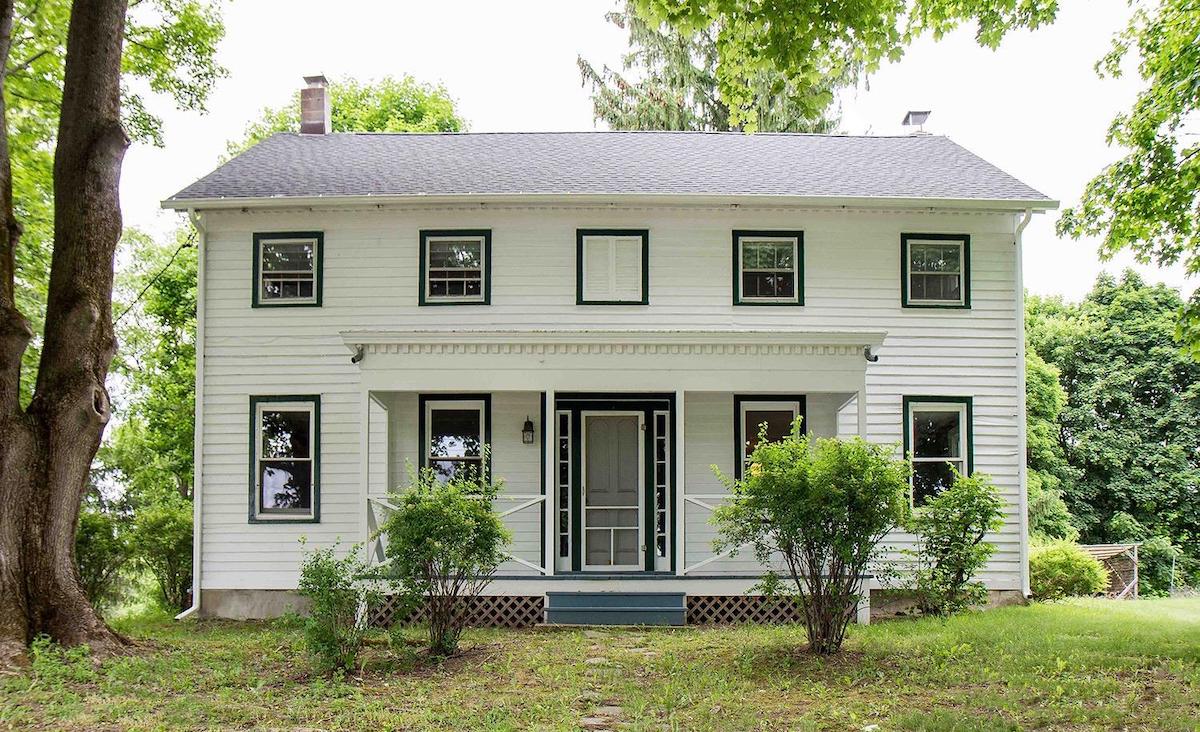 Exterior Exterior